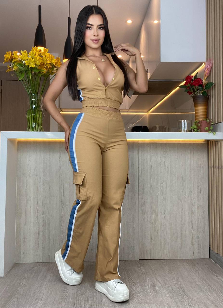 Conjunto Pantalón y Chaleco