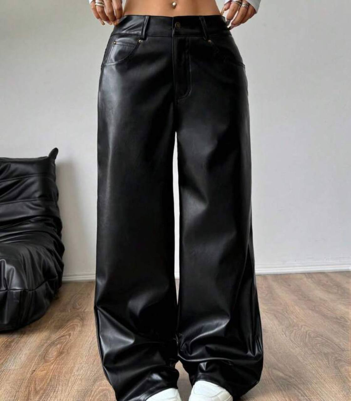 Pantalón Efecto Cuero Oversize New York