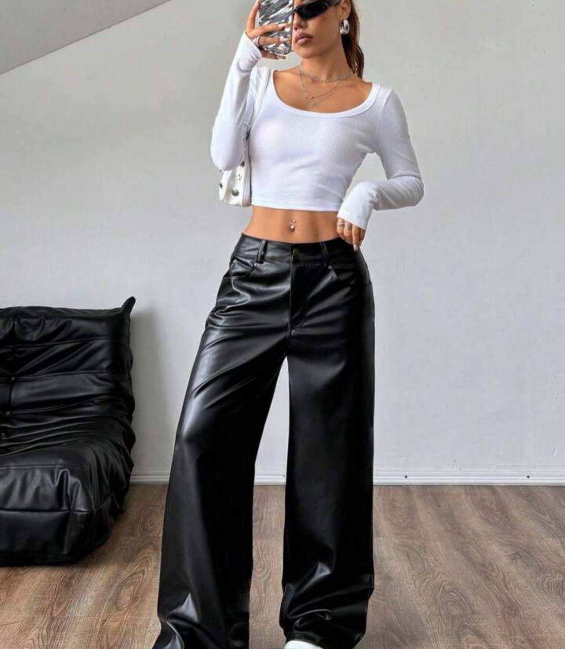 Pantalón Efecto Cuero Oversize New York